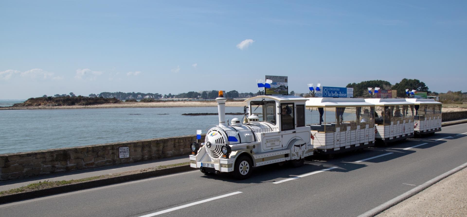 Il Petit Train de Carnac in riva al mare